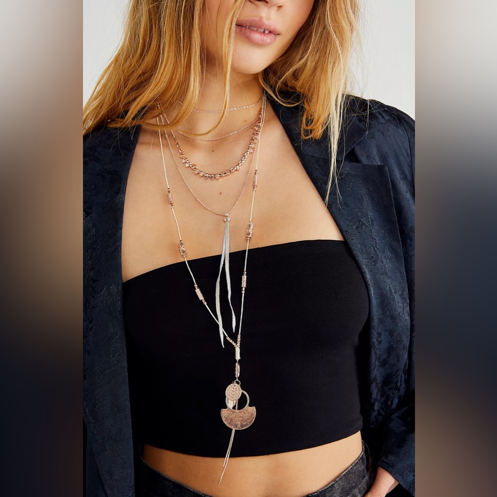 New🌟Free People-Rivers & Roads Layered Necklace